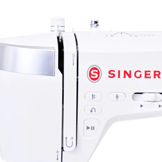 SINGER Elite CE677