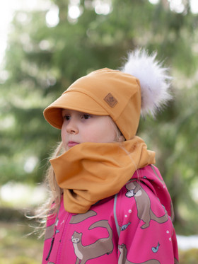 Lippapipo karvatupsulla, Yellow