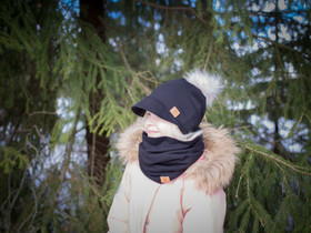 Lippapipo karvatupsulla, Night black