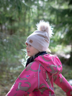 Karvatupsupipo, Sand