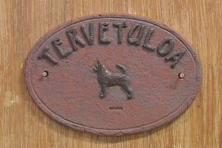 Chihuahua lyhytkarvainen  kyltti