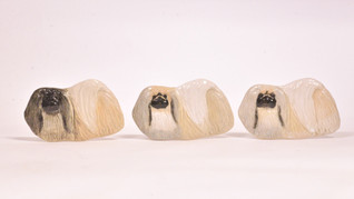 Kiinanpalatsikoira  rintaneula tai magneetti