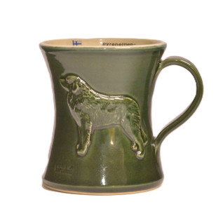 Pyreneittenkoira muki