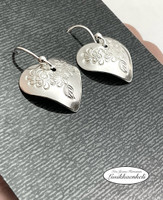 Sydänkorvakorut Kukkaset