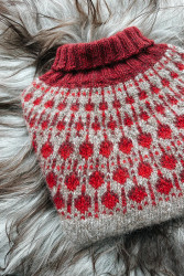 Puolukkaneuleen tarvikepakkaus, Sisu Knitwear