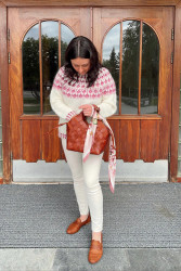Vadelmaneuleen tarvikepakkaus, Sisu Knitwear