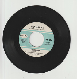 Eija Merilä: Rannat / Tiikerihai 7