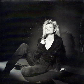 Eva Dahlgren: Ängeln I Rummet 7