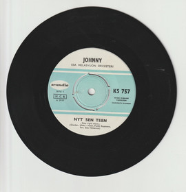 Johnny: Nyt sen teen / Kyllä se iloksi muuttuu 7