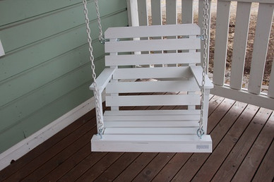 Terassikeinu yksinistuttava, valkoinen sis ketjut