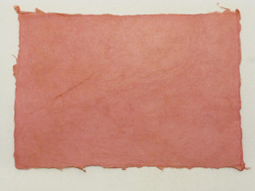 A4 marjapuuron punainen RDN, revitty reuna