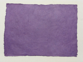 A4 tumma liila WR2, revitty reuna