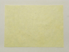 A4 vaaleankeltainen YL4, suora reuna