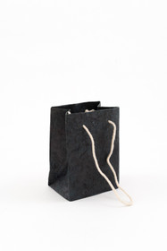 Lahjakassi, pieni, musta