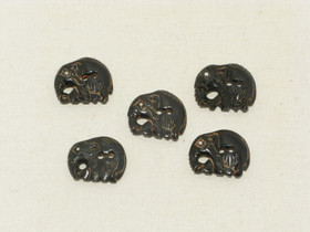 Puhvelinsarvinappi, elefantti