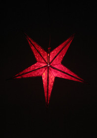 Tähtivalaisin, punainen