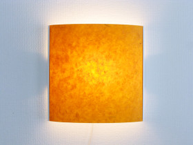 Seinävalaisin, oranssi, valkoinen runko