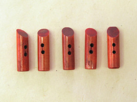 Puhvelinluunappi, pitkula, 32mm, mansikka