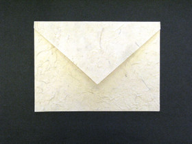 12,5x17,5cm luonnonvalkea, kolmio läppä