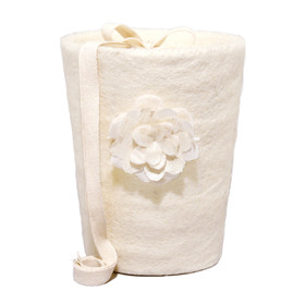 C01 rose, natural white, felt cone