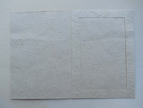 Luonnonvalkea kiitoskortti pienelle pystykuvalle