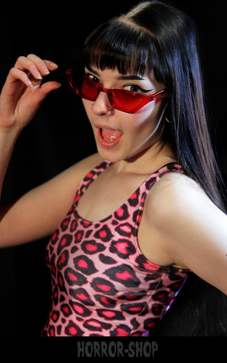 Red retro cat eye sunglasses