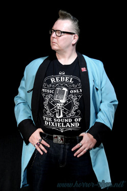 Rebel music only, T-Shirt