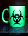 Biohazard (mug) neon green