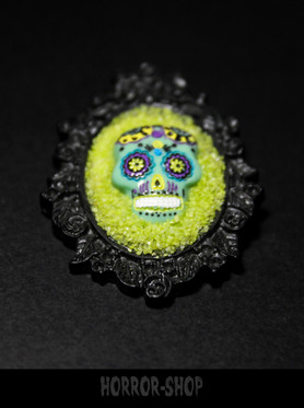 Sugarskull brooch, black, Lime green (2)