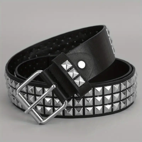 Pyramid belt for metal and goth ladies