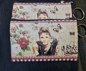 Audrey- kukkaro nro1