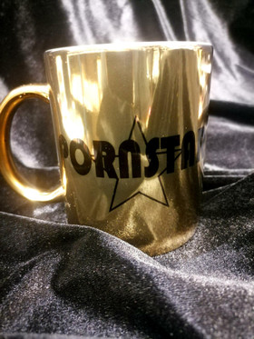 Super gold Pornstar (muki)