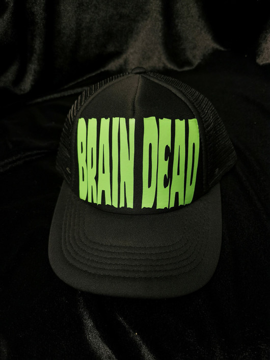 brain dead  -  trucker cap