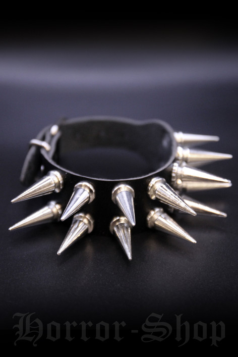 Black wristband with long spikes