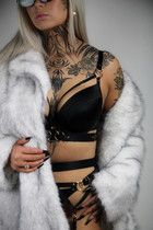 Turkiksia ja timantteja pankkisalissa