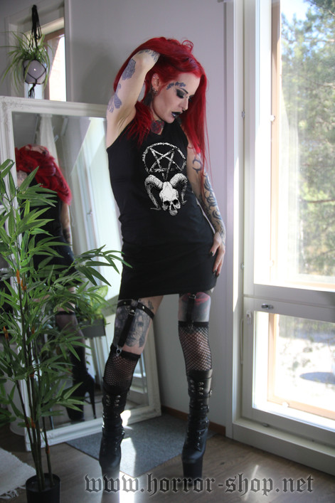 Skull and the pentagram dress