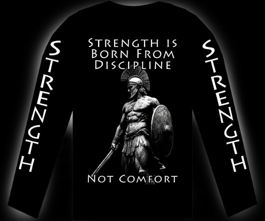 Strenght is born pitkähihainen-paita