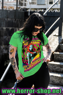 Surf the dark aquarius (green T-shirt)