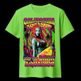 Surf the dark aquarius (green T-shirt)
