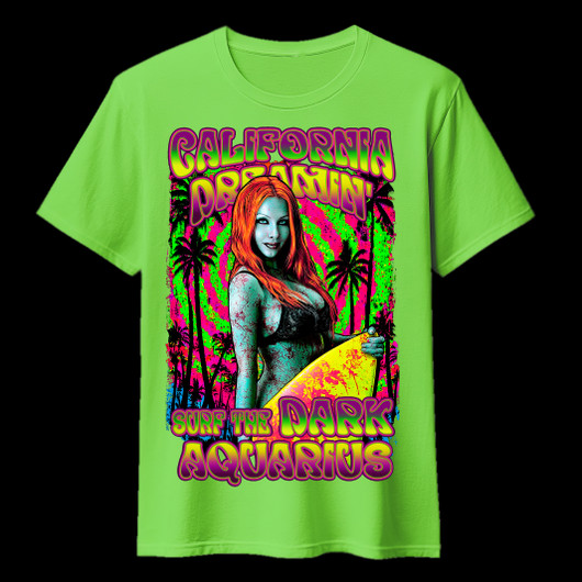 Surf the dark aquarius (green T-shirt)