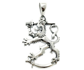 Suomileijona - Teräsriipus, jätti