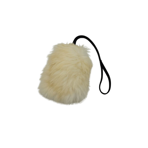 Rakkikoira Lampaankarvalelu vingulla