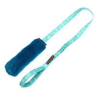 Tug-E-Nuff Faux Fur Squeaky Bungee Chaser keinokarvalla ja vingulla