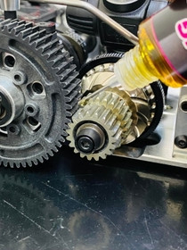 P Line Engine Bearing Oil 7g.