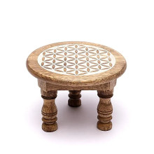 Alttaripöytä pyöreä puinen Flower of Life -symbolilla	