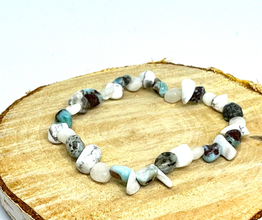 Larimar, Kuukivi ja Howliitti Kivirannekoru 17 cm	