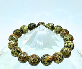 Green Olive Jade Kivirannekoru 19 cm	