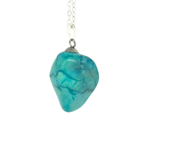 Riipus Turkoosi Howliitti	