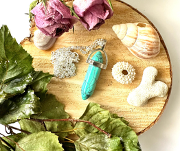 Howliitti kärki Turkoosi