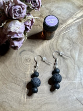 Aromaterapia korvakoru laavakivi + Eteerinen öljy näytepullo	